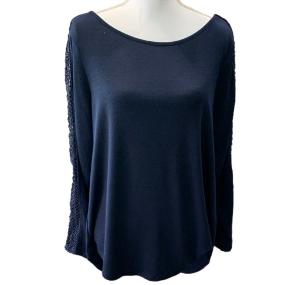 MAX JEANS Navy Top with Crochet Sleeves and Open Back detail. Scoop Neck